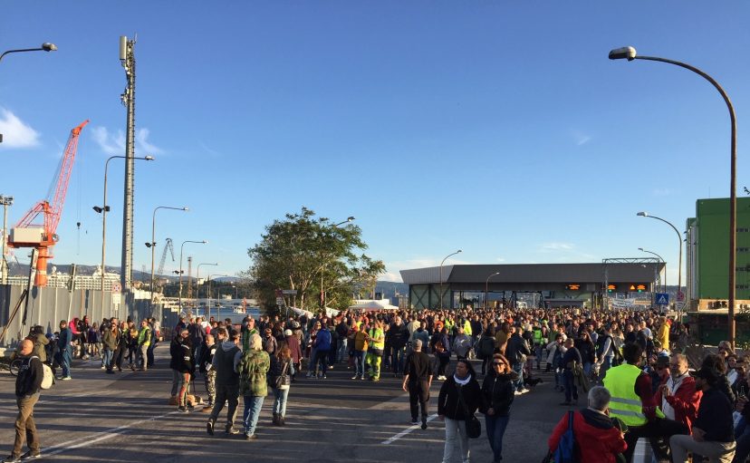 Porto di Trieste, prosegue la protesta. A Monfalcone operatività regolare