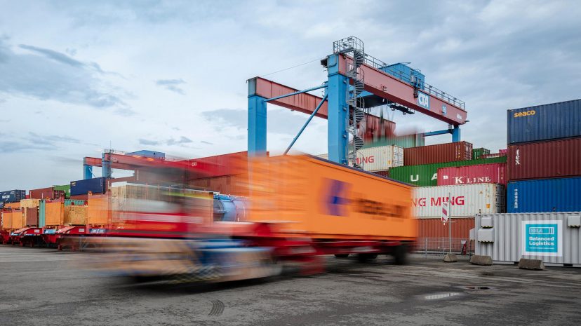 HHLA conferma un calo di tutti gli indicatori finanziari<h2 class='anw-subtitle'>Grande incertezza per il futuro, anche se si prevede aumento significativo per movimentazione container</h2>