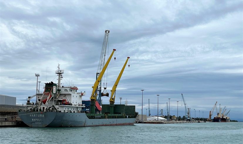 Porto di Monfalcone, Ati fra Compagnia Portuale e MarterNeri<h2 class='anw-subtitle'>Rimandata la fusione tra le due aziende. Oggi il nuovo ad di FHP in visita al Comune</h2>