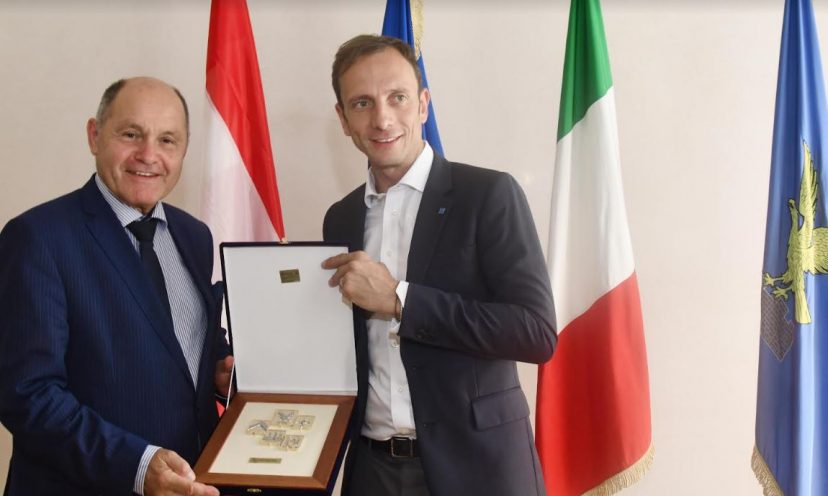 Regione FVG potenzia progetti con Austria<h2 class='anw-subtitle'>Logistica, ricerca scientifica e Hydrogen Valley d'Europa tra gli argomenti discussi</h2>