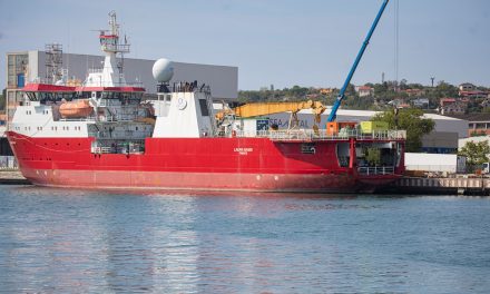 La nave dell’Ogs “Laura Bassi” salva 92 migranti<h2 class='anw-subtitle'> Intervento di emergenza nello Ionio mentre era diretta in Nuova Zelanda prima della missione in Antartide</h2>