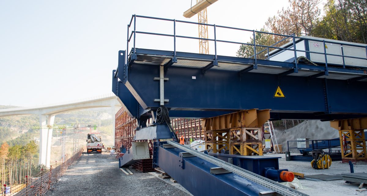 Porto di Capodistria: sbloccati i lavori sul raddoppio ferroviario<h2 class='anw-subtitle'>L'aumento dei prezzi delle materie prime non ferma i lavori della nuova linea sulla quale correranno i treni merci</h2>