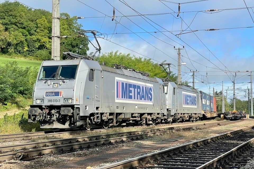 In affanno il terminal container al Porto di Capodistria<h2 class='anw-subtitle'>Treni saltati e ritardi nella consegna dei contenitori allo scalo sloveno: congestione di navi e forte vento tra le cause</h2>