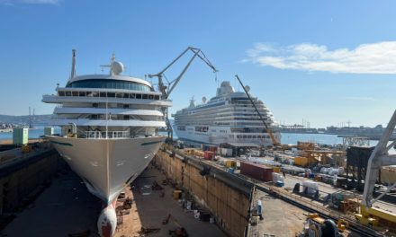 Arsenale triestino, Fincantieri consegna la prima Crystal<h2 class='anw-subtitle'>Nuovi lavori attesi nel prossimo semestre, mentre la seconda unità da crociera sarà restituita all'armatore a fine agosto</h2>