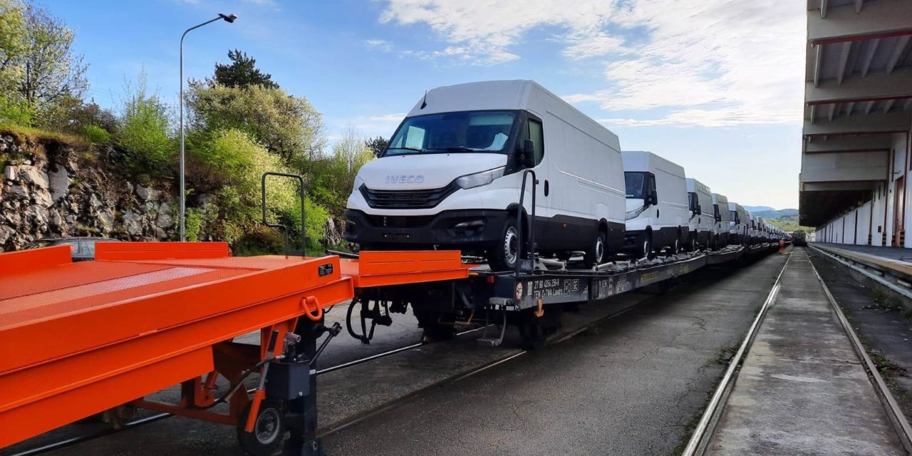 Trieste, nuovi treni per Vega Italia<h2 class='anw-subtitle'>All'Interporto di Fernetti aggiunti servizi per Iveco con destinazione Germania</h2>