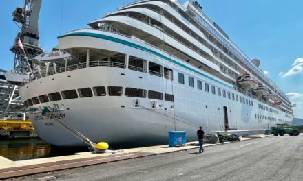 Fincantieri consegna anche la seconda Crystal<h2 class='anw-subtitle'>È già in navigazione in Adriatico dopo il refitting la Symphony, uscita ieri dallo stabilimento di Trieste</h2>