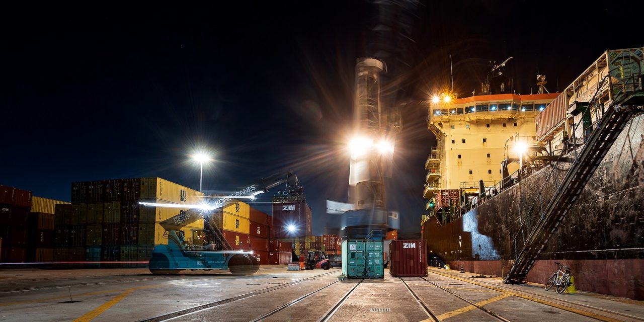 Porto di Venezia in calo nel primo semestre 2024<h2 class='anw-subtitle'>Segno meno per tonnellate complessive (-6,5%) e container (-5,9%), mentre crescono Ro-Ro e crociere</h2>