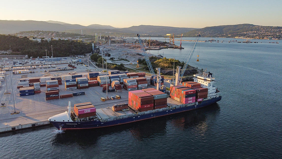 ONE pronta a tornare a Trieste con il servizio container AIB<h2 class='anw-subtitle'>In attesa di conferme ufficiali, le navi dovrebbero utilizzare la Piattaforma logistica di HHLA Plt Italy già da maggio</h2>