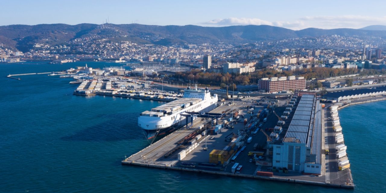 Per i Ro-Ro DFDS ricavi in lieve aumento e prospettive di crescita<h2 class='anw-subtitle'>Bilancio del 2023 e previsioni 2024 per la compagnia attiva sull'Autostrada del mare fra Trieste e la Turchia</h2>