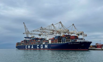 A Capodistria nave record per Cma Cgm<h2 class='anw-subtitle'>Ormeggiata allo scalo sloveno la più grande portacontainer della compagnia francese mai arrivata in porto</h2>