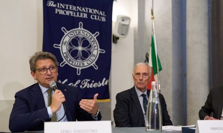 D’Agostino: «Lascio grandi progetti. Non farò il presidente di un altro porto»<h2 class='anw-subtitle'>Commiato del vertice dell'Authority davanti agli operatori, soci del Propeller Club di Trieste</h2>