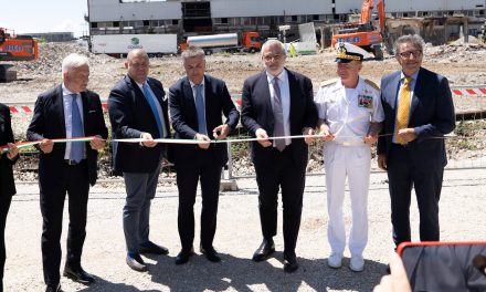 A Porto Marghera inaugurati lavori per terminal container Montesyndial<h2 class='anw-subtitle'>Presente il viceministro Rixi, via al primo stralcio del progetto: area da 90 ettari e fino a 1 milione di Teu di traffico annuo</h2>