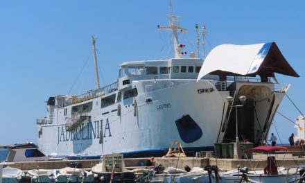 Incidente a Lussinpiccolo (Croazia): morti tre marittimi<h2 class='anw-subtitle'>Cede il portellone del traghetto Lastovo della flotta Jadrolinija</h2>